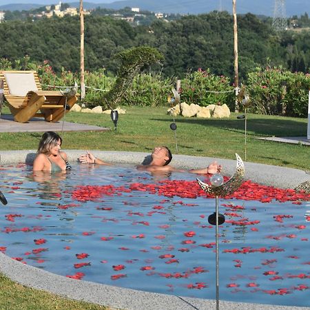 Essenziale Bed and Breakfast Castell'Anselmo Buitenkant foto